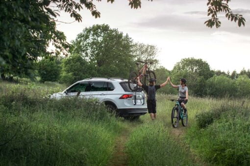 Portabicicleta baúl THULE OutWay con plataforma - Imagen 5